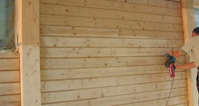 Ремонт и укрепление стен дачного деревянного дома